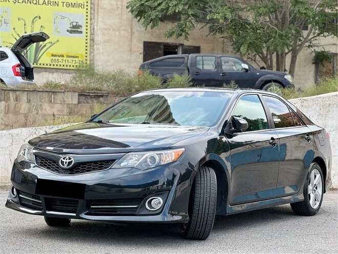 Toyota Camry 2014, 170,590 km - 2.5 l - Bakı
