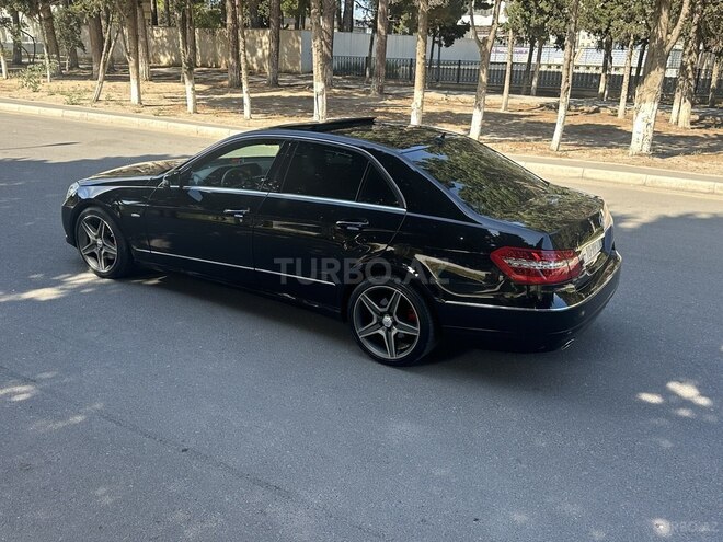 Mercedes E 350 2009, 235,000 km - 3.5 л - Sumqayıt