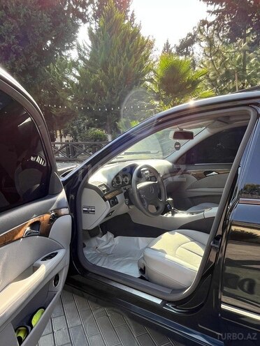 Mercedes E 280 2006, 263,000 km - 3.0 l - Masallı