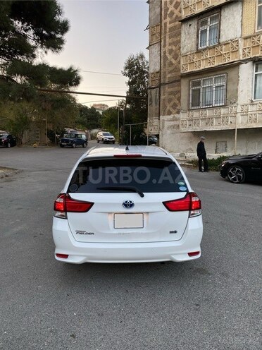 Toyota Corolla Fielder 2019, 93,000 km - 1.5 л - Bakı
