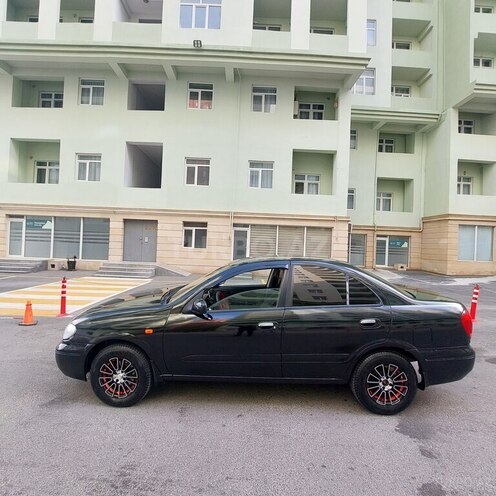 Nissan Sunny 2006, 240,000 km - 1.3 л - Bakı