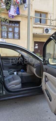 Volkswagen Passat 2004, 330,000 km - 1.8 l - Bakı