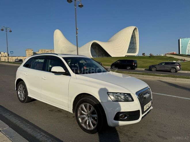 Audi Q5 2010, 210,000 km - 2.0 л - Bakı