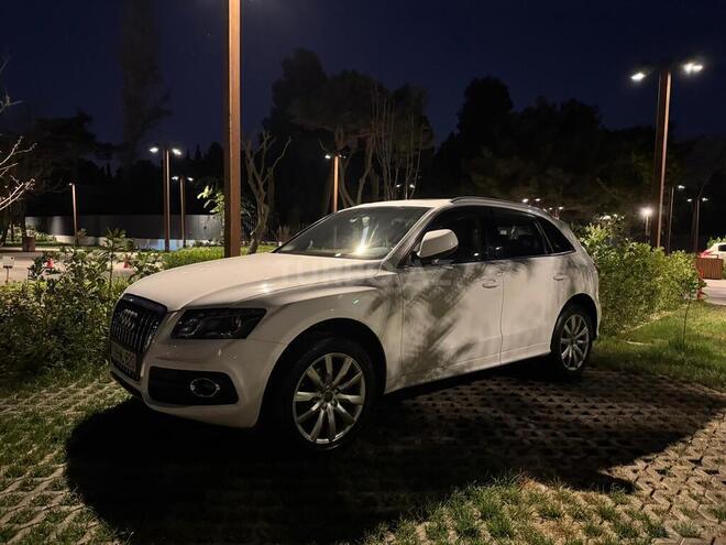 Audi Q5 2010, 210,000 km - 2.0 л - Bakı