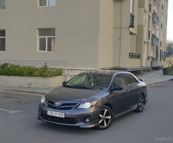 Toyota Corolla 2013, 219,000 km - 1.6 l - Bakı