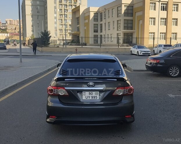 Toyota Corolla 2013, 219,000 km - 1.6 l - Bakı