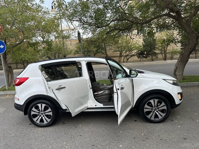 Kia Sportage 2011, 250,000 km - 2.0 l - Bakı