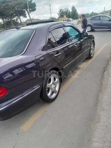 Mercedes E 240 2000, 368,918 km - 2.6 l - Bakı