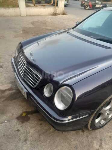 Mercedes E 240 2000, 368,918 km - 2.6 l - Bakı