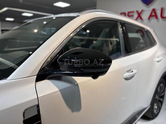 Changan Qiyuan Q05-5
