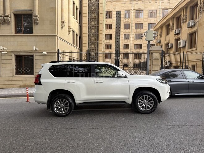 Toyota Land Cruiser Prado 2017, 124,000 km - 2.7 l - Bakı