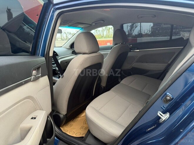 Hyundai Elantra 2019, 127,138 km - 2.0 л - Bakı