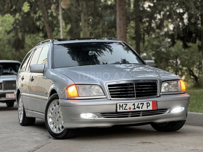 Mercedes C 220 2000, 344,000 km - 2.2 l - Saatlı