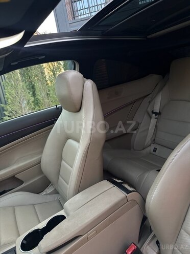 Mercedes C 250-12