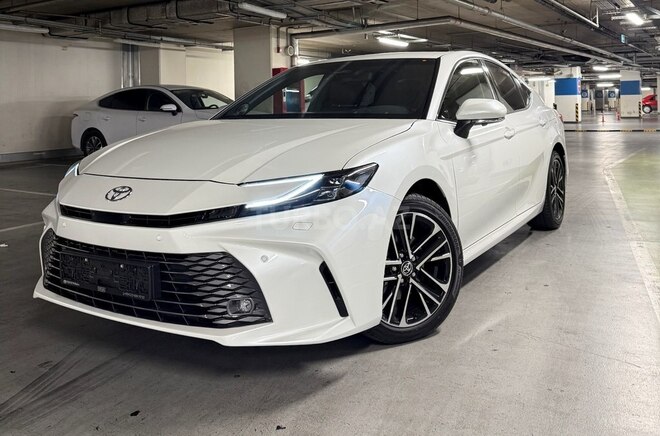 Toyota Camry 2024, 13,000 km - 2.5 l - Bakı