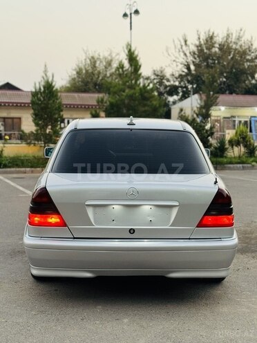 Mercedes C 220 1999, 271,000 km - 2.2 л - İmişli