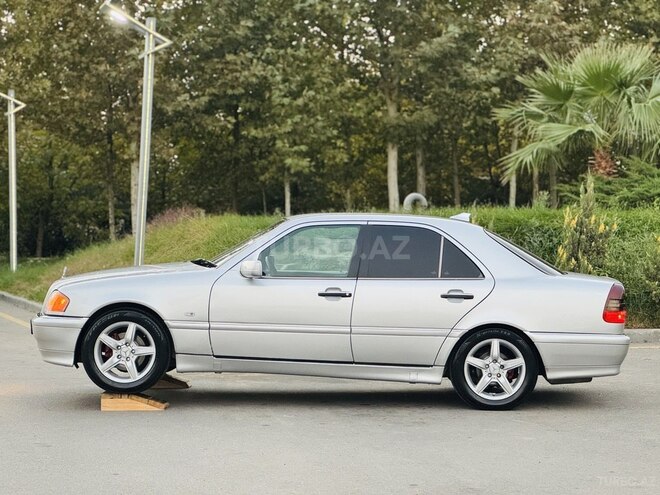 Mercedes C 220 1999, 271,000 km - 2.2 л - İmişli