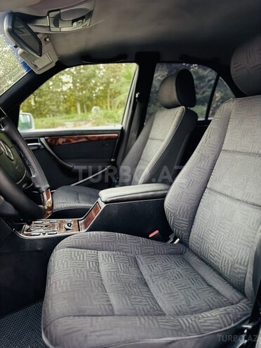 Mercedes C 220 1999, 271,000 km - 2.2 л - İmişli