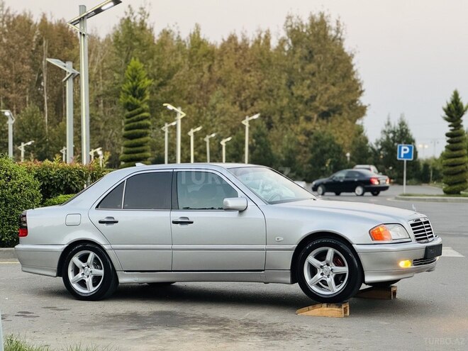Mercedes C 220 1999, 271,000 km - 2.2 л - İmişli