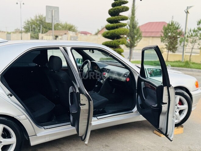 Mercedes C 220 1999, 271,000 km - 2.2 л - İmişli