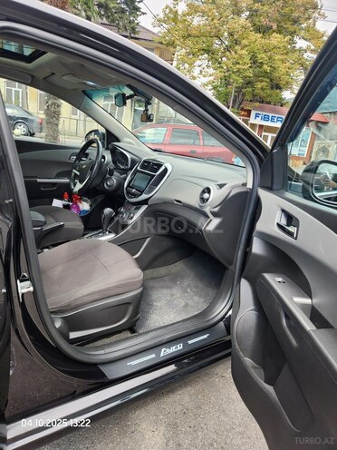 Chevrolet Aveo 2018, 128,200 km - 1.6 l - Şəki