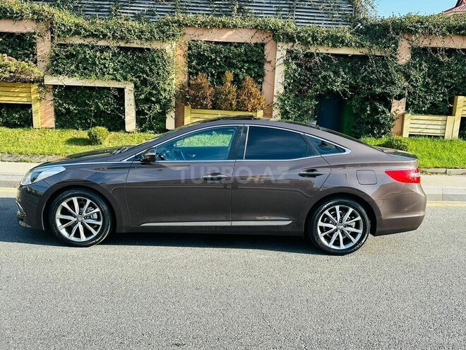 Hyundai Grandeur 2015, 208,536 km - 2.2 l - Bakı