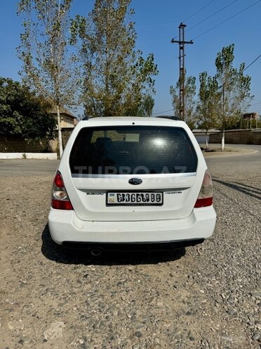 Subaru Forester 2007, 375,556 km - 2.0 l - Salyan