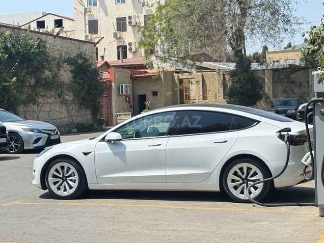 Tesla Model 3 2023, 42,000 km - 0.0 l - Bakı