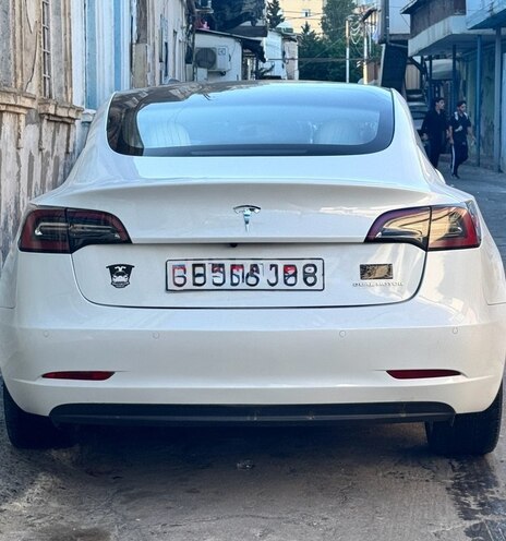 Tesla Model 3 2023, 42,000 km - 0.0 l - Bakı