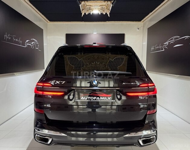 BMW X7-5
