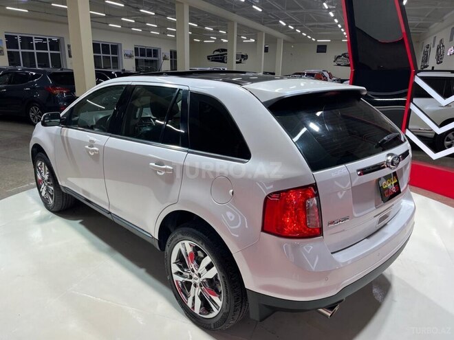 Ford Edge-10