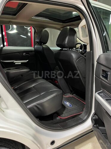 Ford Edge-19