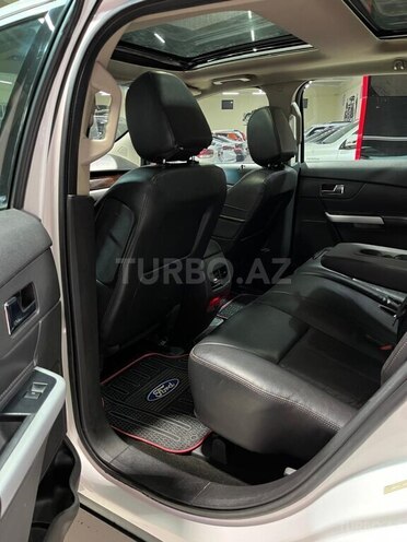 Ford Edge-14