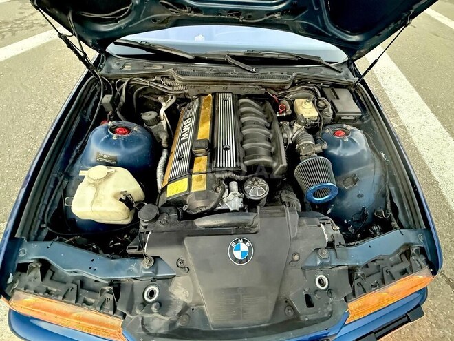 BMW 320 1997, 350,000 km - 2.0 l - Gəncə