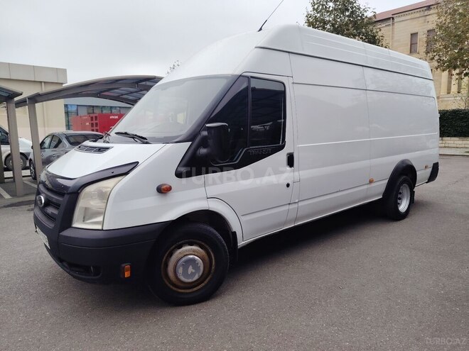 Ford Transit 2013, 172,000 km - 2.2 л - Quba