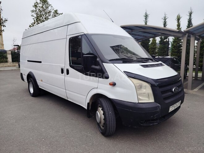 Ford Transit 2013, 172,000 km - 2.2 л - Quba