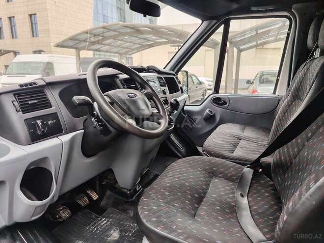 Ford Transit 2013, 172,000 km - 2.2 л - Quba