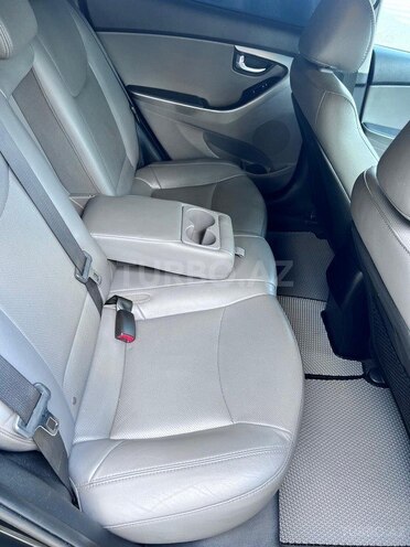 Hyundai Elantra 2015, 160,000 km - 1.8 л - Bakı