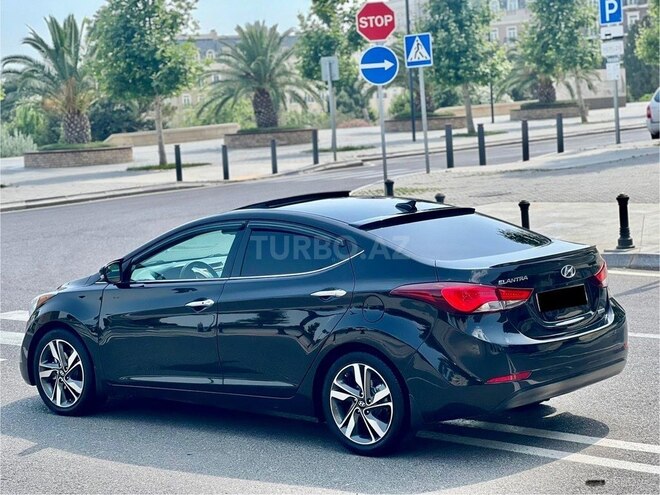 Hyundai Elantra 2015, 160,000 km - 1.8 л - Bakı
