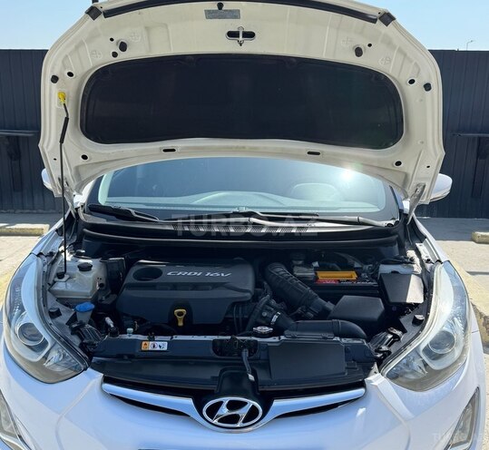 Hyundai Avante 2014, 256,000 km - 1.6 л - Bakı