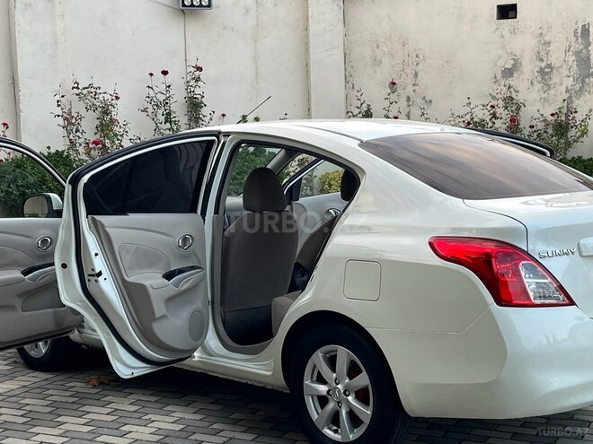 Nissan Sunny 2013, 188,000 km - 1.5 л - Bakı