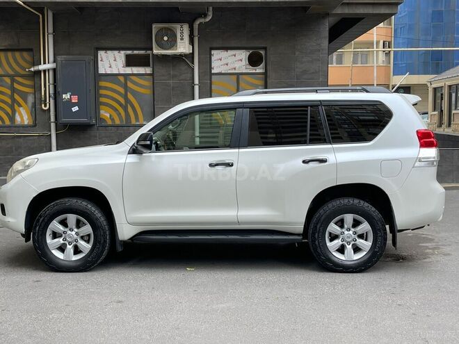 Toyota Land Cruiser Prado 2013, 376,000 km - 3.0 l - Bakı