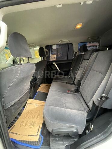 Toyota Land Cruiser Prado 2013, 376,000 km - 3.0 l - Bakı