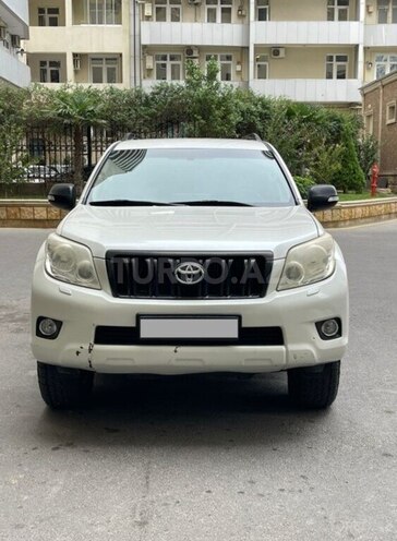 Toyota Land Cruiser Prado 2013, 376,000 km - 3.0 l - Bakı