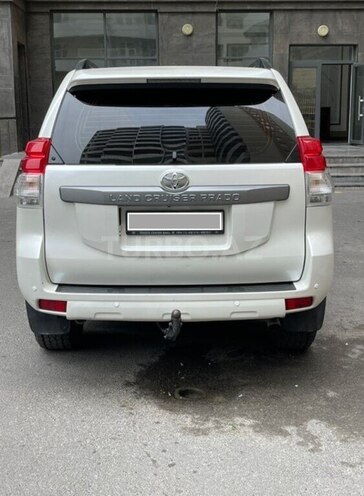 Toyota Land Cruiser Prado 2013, 376,000 km - 3.0 l - Bakı