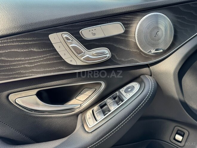 Mercedes C 300 2020, 70,000 km - 2.0 л - Bakı