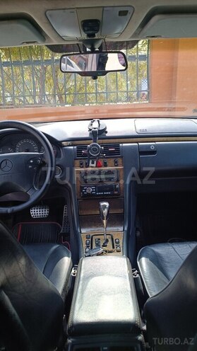 Mercedes E 280 1999, 410,000 km - 2.8 l - Bakı