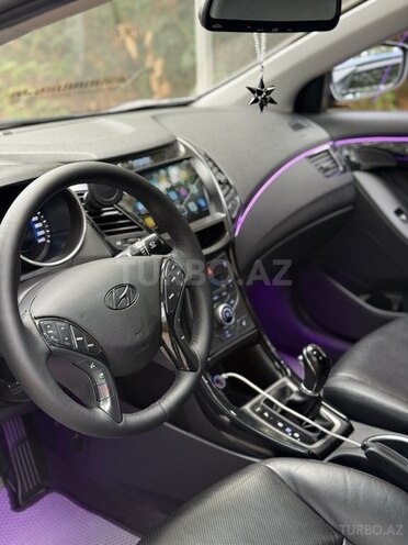 Hyundai Avante 2014, 153,800 km - 1.6 л - Qəbələ