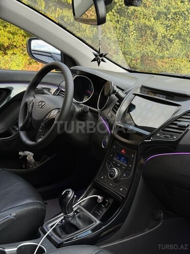 Hyundai Avante 2014, 153,800 km - 1.6 л - Qəbələ