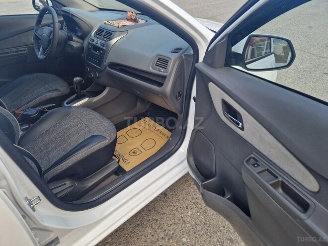 Chevrolet Cobalt-6